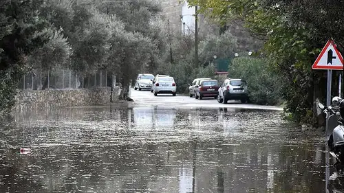 Meteoroloji'den 6 İl İçin Turuncu Kodlu Uyarı! Şiddetli Sağanak ve Sel Tehlikesi