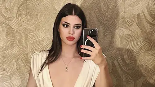 Defne Samyeli’nin kızı Derin Talu’dan tartışma yaratan sözler: “Kadın gibi görünmüyorsan…”
