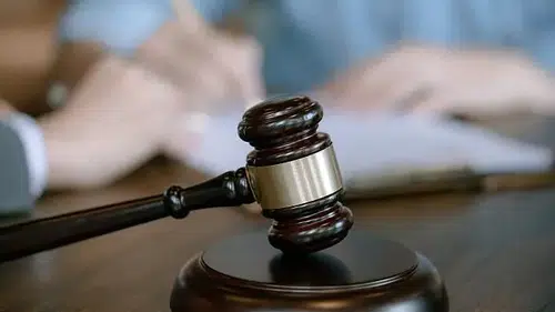 Patronuna yalan söyleyen işçi tazminatsız çıkarılabilir! Mahkemeden dikkat çeken karar