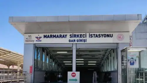 Sirkeci Marmaray'da Bir Kişi Hayatını Kaybetti! Seferlerde Aksama Yaşandı
