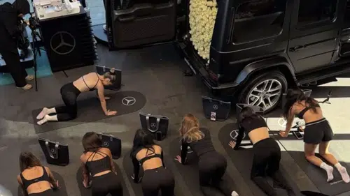 Mercedes'in Ardından Porsche Bayilerinden de Yoga Etkinliği! Lüks Otomobilde Yeni Müşteri Deneyimi