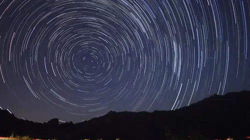 Orionid Meteor Yağmuru Bu Gece Zirvede! Türkiye'den Saat Kaçta ve Nereden İzlenecek?