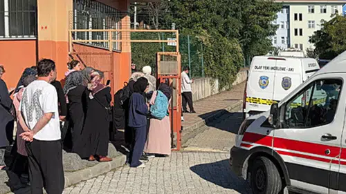 6. Sınıf Öğrencisi, “Dedikodumu Yaptın” Diyerek Arkadaşını Bıçakladı İddiası!