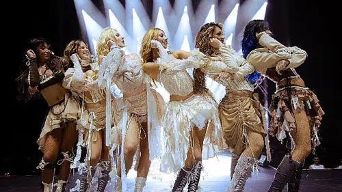 Manifest Tarih Yazdı! Tarkan'dan Sonra Wembley Sahnesine Çıkan İkinci Türk Müzik Grubu Oldu