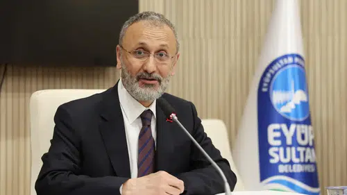Eyüpsultan Belediye Başkanı ve 27 kişi rüşvet suçlamasıyla gözaltına alındı