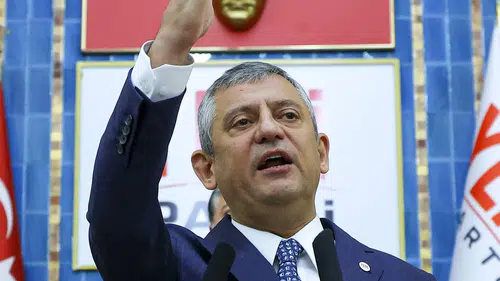 Özgür Özel: İzmir'de 31'de 31 yaparak rekor kıracağız!
