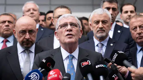Müsavat Dervişoğlu: "Türkiye Cumhuriyet tarihinin en büyük soygunuyla karşı karşıyayız"