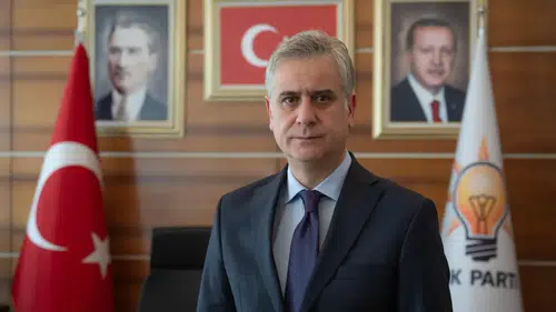 AK Parti'ye bir büyükşehir daha katılacak! Hasan Basri Yalçın açıkladı