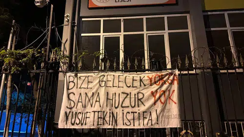Milli Eğitim Bakanı Yusuf Tekin'i Protesto Eden 2 Genç Tutuklandı!