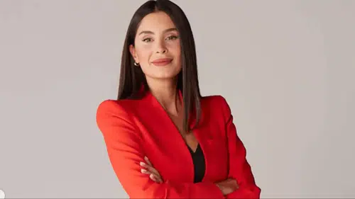 Ünlü Sunucu Pelin Yantur ile Öğrencisi Arasında Kriz! Tez Tartışması Savcılığa Taşındı