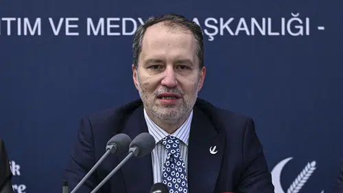 Fatih Erbakan: “Toplum Üçüncü Yol Arıyor, Milli Görüş Partileri Bir Araya Gelmeli”