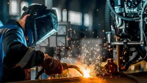 Sanayi Üretimi Aralık 2025'te Yıllık Bazda Yüzde 2,1 Düştü