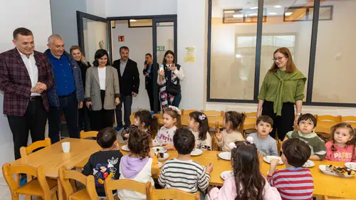 Yenişehir'in Eğitim Devri, Türkiye'ye Model Oluyor: Eğitimdeki Yenilikler Takdir Topluyor