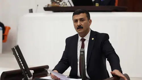 İYİ Partili Türkoğlu'ndan yeni Bakan atamalarına sert eleştiri: Adalet siyasetin emrindedir!