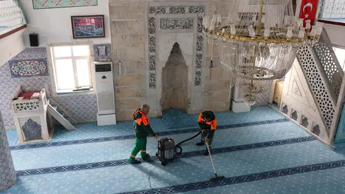 Çankaya Belediyesi ibadethaneleri Ramazan öncesi kapsamlı temizlikle hazır hale getiriyor