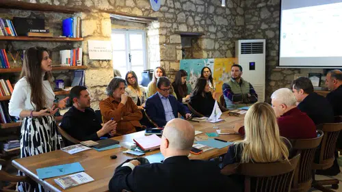 Çeşme'de Türkiye'nin ilk kiralık sosyal konut projesi "Hanem Çeşme" tanıtıldı