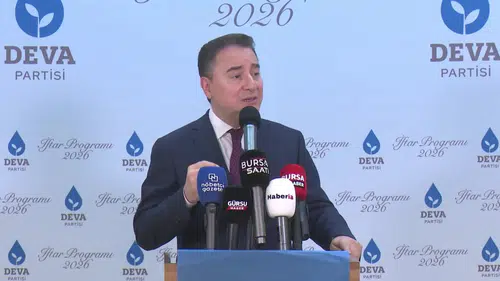 Ali Babacan: "DEVA Partisi’nde bayrak yere düşmez"