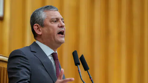 Özgür Özel: "Tayyip Bey gidecek, bu sofraya tekrar bereket gelecek"