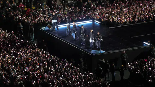 BTS geri dönüş konseriyle sahneye damga vurdu: K-pop’ta yeni dönem resmen başladı