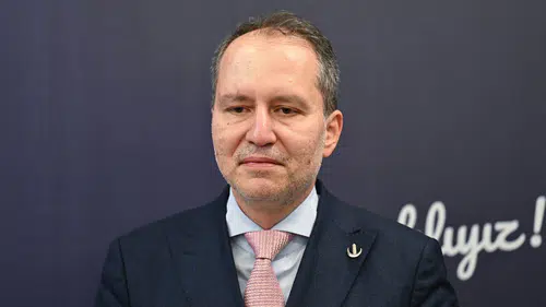 Fatih Erbakan: Amerika ve İsrail'in saldırılarına karşı Türkiye'nin milli duruş sergilemesi gerekiyor