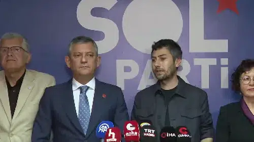 Özgür Özel Sol Parti'de açıklama yaptı: “Önce demokrasiyi savunacağız, sonra rekabet ederiz”