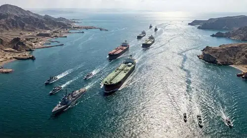 İran’dan Hürmüz Boğazı çıkışı: “Düşman bağlantılı gemilere geçiş yok”