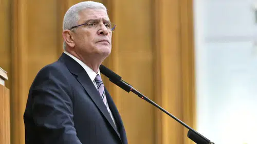 Müsavat Dervişoğlu’ndan Erdoğan’a sert sözler: “Ya Süleyman olacaksın ya Nemrut diye yazılacaksın”