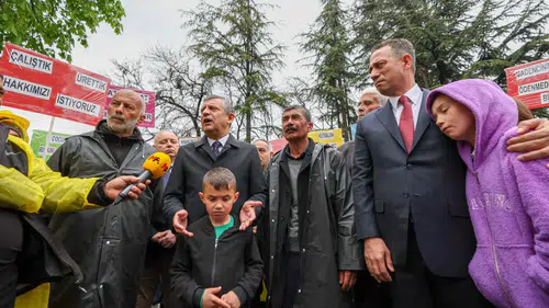 Özgür Özel’den açlık grevindeki madencilere destek: “Eninde sonunda hakkınızı alacaksınız”