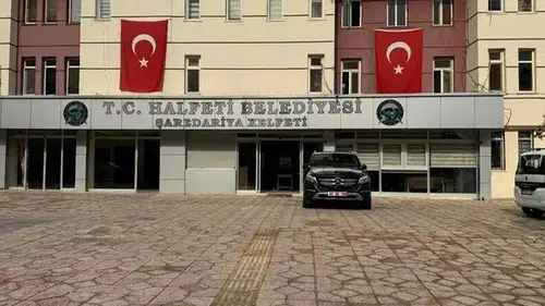 Halfeti Belediyesi’ne Yolsuzluk Operasyonu: Eski Kayyum Başkanın da Aralarında Olduğu 47 Kişi Gözaltına Alındı