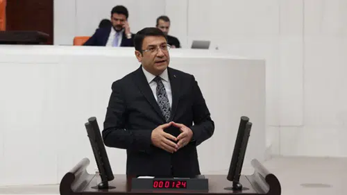 İdris Şahin’den menemen hesabıyla ekonomi eleştirisi: “Bir zamanların kanaat yemeği artık lüks oldu”