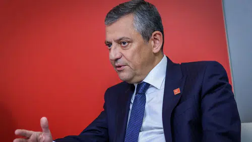 CHP lideri Özgür Özel: “Gözleri dönmüş. Nihai amaç benim belimi kırmak”