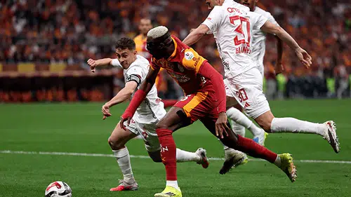 Galatasaray 4-2 Antalyaspor: Aslan Son Nefeste Kazandı, Şampiyonluğunu İlan Etti