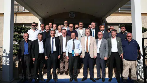 Ahmet Aras’tan Turizm Sezonu Öncesi Kritik Temaslar: Denizcilik ve Altyapı Sorunları Masaya Yatırıldı