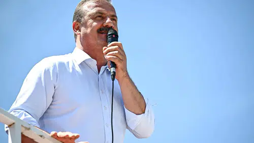 Yavuz Ağıralioğlu vatandaşlara seslendi: “İktidar olmadan hizmet getirdik”