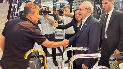 Kılıçdaroğlu esnafla buluştu: Umut kaybetmeyin, çözüm üretelim mesajı verdi