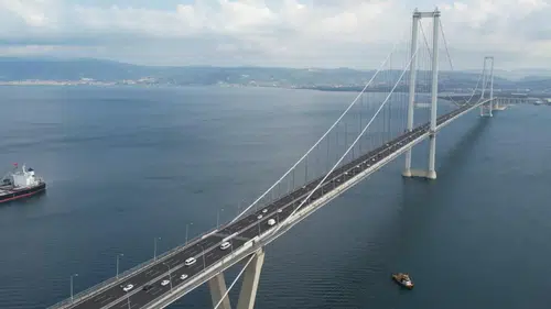 Otoyol ve Köprü Ücretlerine Zam: Osmangazi ve 1915 Çanakkale Köprüsü 1170 Lira Oldu