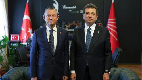 Ekrem İmamoğlu: "Özgür Özel ile yürümenin zamanıdır, onur duyuyorum"