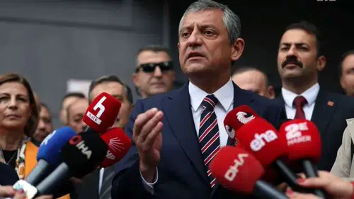 Özgür Özel’den Silivri’de İmamoğlu açıklaması: “Savunma hakkı engellenir durumda”