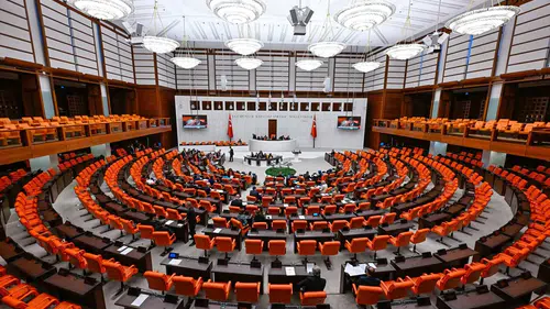 Aralarında Özgür Özel'in de Bulunduğu 9 Milletvekilinin Dokunulmazlık Fezlekesi Meclis'te