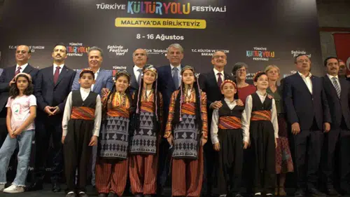Malatya'da Kültür Yolu Festivali başladı: 149 etkinlik, ünlü sanatçılar konserleriyle dolu!