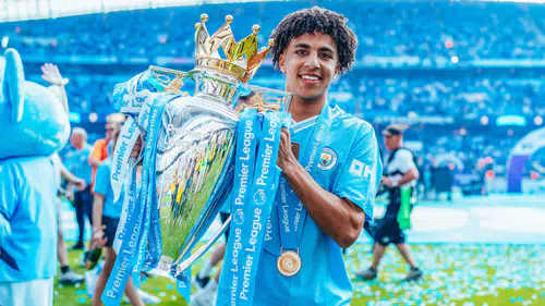 Galatasaray Rico Lewis’i gündemine aldı: Manchester City’nin 21 yaşındaki yıldızı için kiralama planı