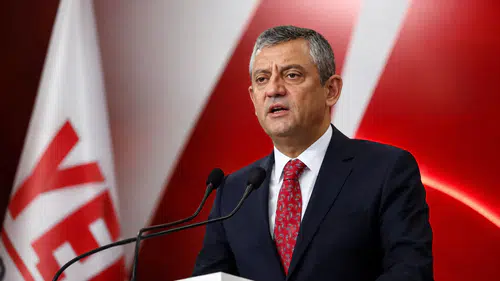 Özgür Özel’den çerçeve yasa açıklaması: İmza çabamız yok
