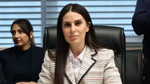 Zafer Bayramı'nda Özcan: "Cumhuriyet, en büyük mirasımız ve geleceğimizin teminatıdır."