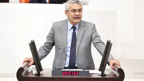 Oğuz Kaan Salıcı’dan “kazanacak aday” tepkisi: Bu matematik duvara tosladı