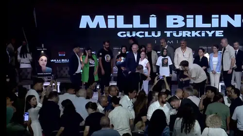 Kılıçdaroğlu İzmir'de adalet çağrısında bulundu: "Nerede bir adaletsizlik varsa haber verin"