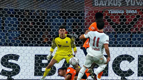 Başakşehir Galatasaray maç sonucu: Aslan 90+1’de kazandı