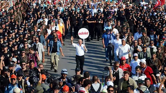 ADALET YÜRÜYÜŞÜ