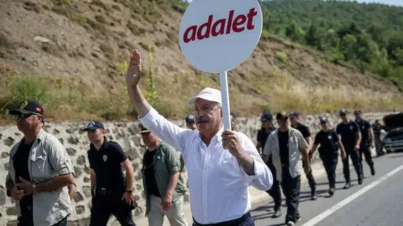 Muhabirimiz Haydar Koçak Adalet Yürüyüşü'nde Kılıçdaroğlu'nun yanında