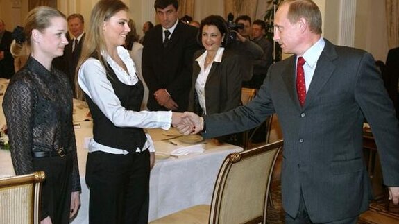 Putin'in gizli aşkı sandık başında ortaya çıktı