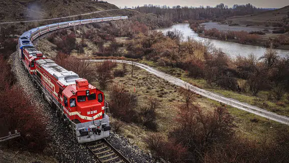 Turistik Doğu Ekspresi Biletleri Satışa Çıktı! İşte 2026-2027 Bilet Fiyatları ve Sefer Tarihleri
